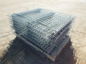 lot 9 image: 20 Pallet Racking 46 X 42 Wire Decks