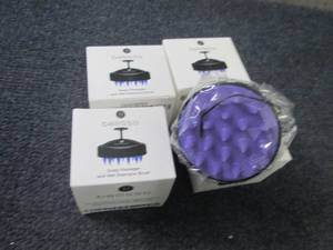 lot 63 image: 4 Scalp Massagers...