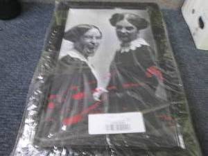 lot 79 image: 8 pc Halloween Wiggle Pictures...