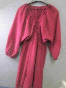 lot 140 image: Ladies Medium Dress...