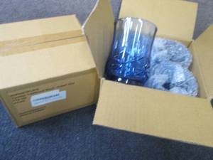 lot 162 image: 8- 15 oz  PlasticTumblers...
