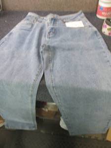 lot 167 image: Medium Ladies Jeans...