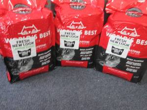 lot 183 image: 3- 8 lb Bags Worlds Best Cat Litte...