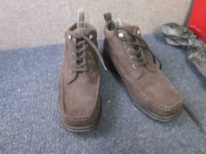 lot 193 image: Dexter Ladies Short Nubuck Boot Siz...
