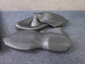lot 196 image: Medium Weather Tuff Shoe Saver...