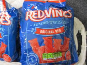 lot 352 image: 6- 8 oz RedVines...