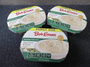 lot 394 image: CC 3-32 oz FROZEN Bob Evans Sour Cr...