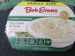 lot 399 image: CC 3-32 oz FROZEN Bob Evans Sour Cr...