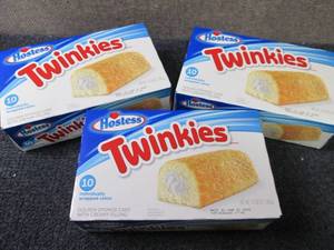 lot 248 image: 3- 13.58 oz Hostess Twinkies...