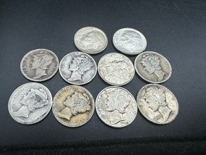 lot 16 image: Ten Mixed Silver Dimes