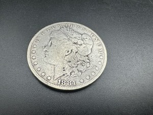 lot 38 image: 1881 Morgan Dollar
