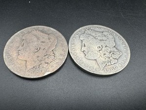 lot 48 image: Two Bullion Grade Morgans