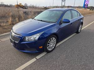 lot 12 image: 2012 Chevy Cruze - Manual