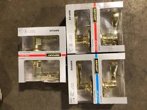 lot 21 image: Lot of Assorted Door Handles Various Models and Conditions Customer Returns See Pictures