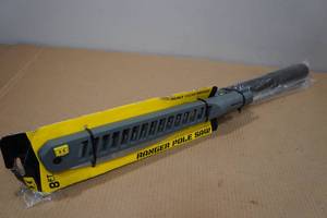 lot 9 image: Hawke Ranger 8 Pole Saw