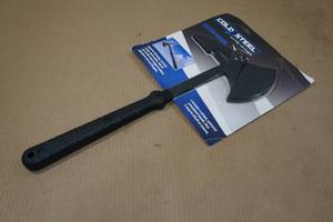 lot 12 image: Cold Steel Recon Hawk