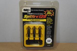 lot 19 image: NAP 3-Blade Spitfire 125 Gr Broadheads