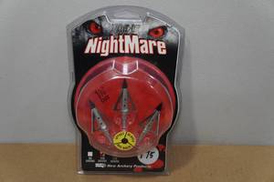 lot 20 image: NAP Nightmare 100 Gr Broadheads