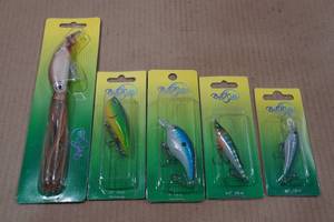 lot 60 image: 5 Fishing Lures - Big Catch