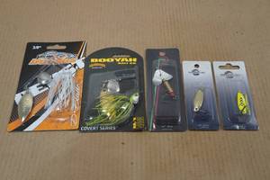 lot 77 image: 5 Fishing Lures - Dobyns, Booyah, Phenom, Performance