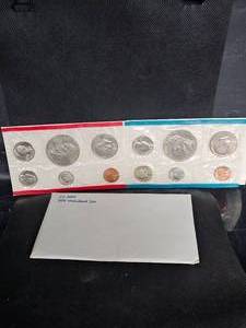 lot 95 image: 1976 US Mint Set P,D