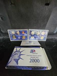 lot 118 image: 2000 Proof Mint Set