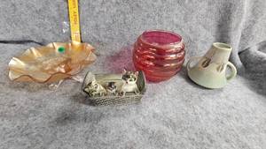 lot 38 image: Carnial Glass Dish, Cat Planter(Japan),Vase(Japan), Rose Dish