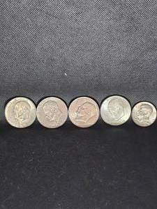 lot 93 image: Ikes (4ct) 71,72,76,781 Bicentennial Kennedy