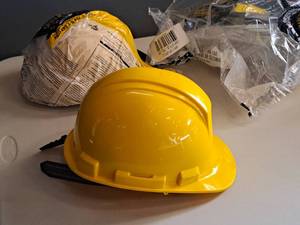 lot 198 image: Lot of (2) Safety Hard Hats (New )
