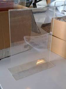 lot 205 image: Lot of (6) Acrylic Picture FrameStand 8-12x11 (Clear)