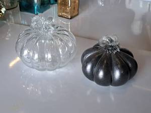lot 211 image: Lot of (2) Assorted Glass Pumpkin Home Dcor