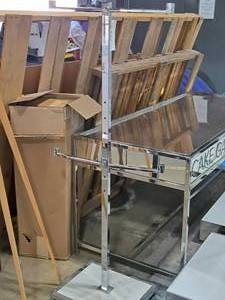 lot 37 image: 61 Clothing Display Rack