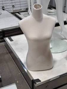 lot 108 image: 28 Pinnable Tailor Dress Form