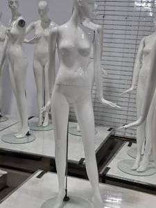 lot 111 image: 72 Female Mannequin with Moveable Arms and Display Stand