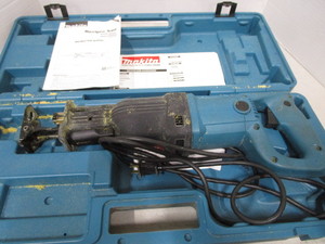 lot 52 image: Makita Reciprocating Saw