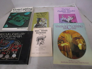 lot 66 image: Antique & Coll Reference Books - Clothing & Jewelry