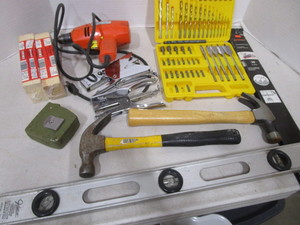lot 86 image: Tools Blade Drill-Bits, Staplers