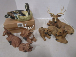 lot 103 image: Blue Wing Teal Wooden Decoy, Whitetail Families