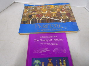 lot 138 image: Antique & Collector Reference Books