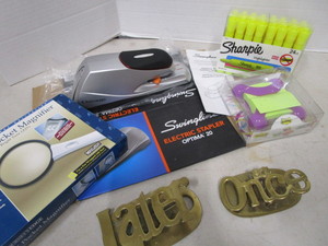 lot 142 image: Office Electric Stapler, Sharpies