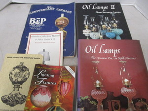 lot 145 image: Antique & Collector Reference Books