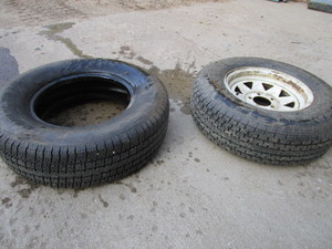 lot 153 image: Tires - 14 and 15