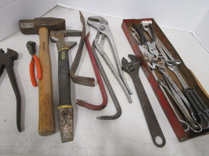 lot 150 image: Hand Tools, Pry Bars, Wrenches