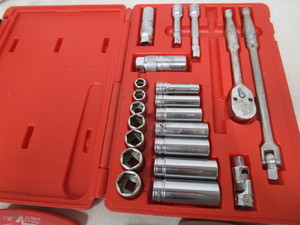 lot 151 image: SnapOn & All Trade Tools