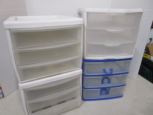 lot 157 image: Plastic 3-Drawer, Four Units