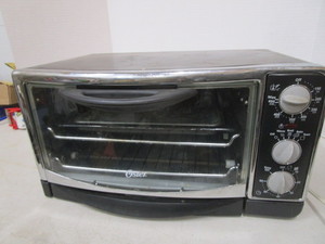 lot 158 image: Oster Toaster Oven