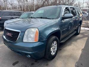 lot 6 image: 2008 GMC Yukon XL Denali AWD