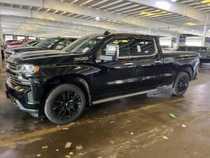 lot 12 image: 2021 Chevrolet Silverado 1500 High Country Duramax Diesel 4x4