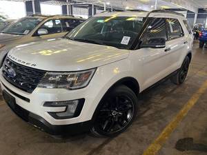 lot 19 image: 2017 Ford Explorer Sport 4x4