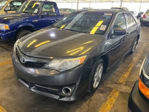 lot 20 image: 2012 Toyota Camry SE